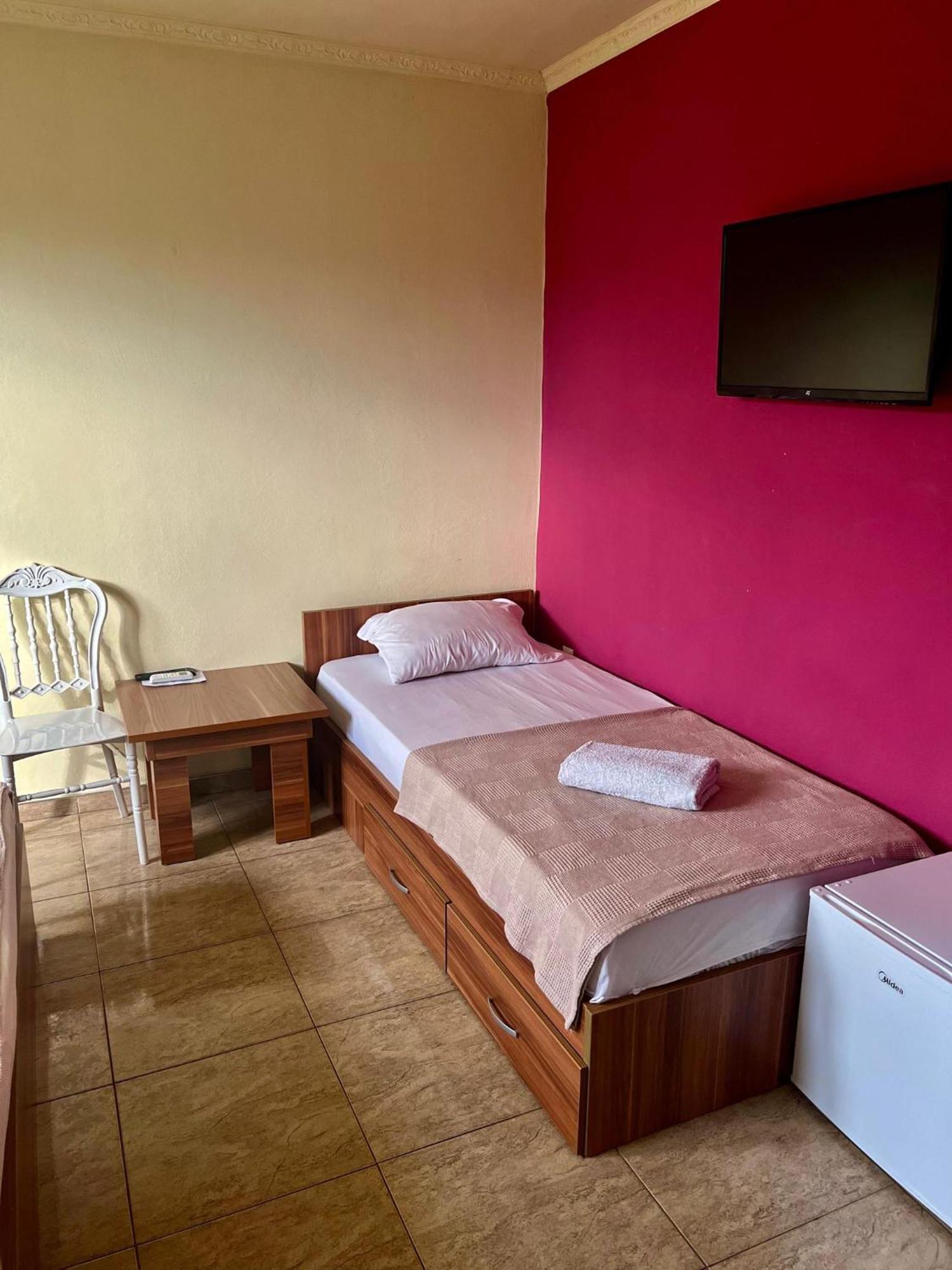 Hotel Atika Скоп'є Екстер'єр фото